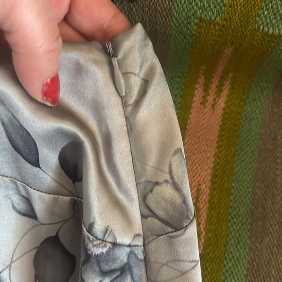 Nwo Emanuel Ungaro Vintage GORGEOUS All Silk Skirt Sz 12-46 - Picture 13 of 14